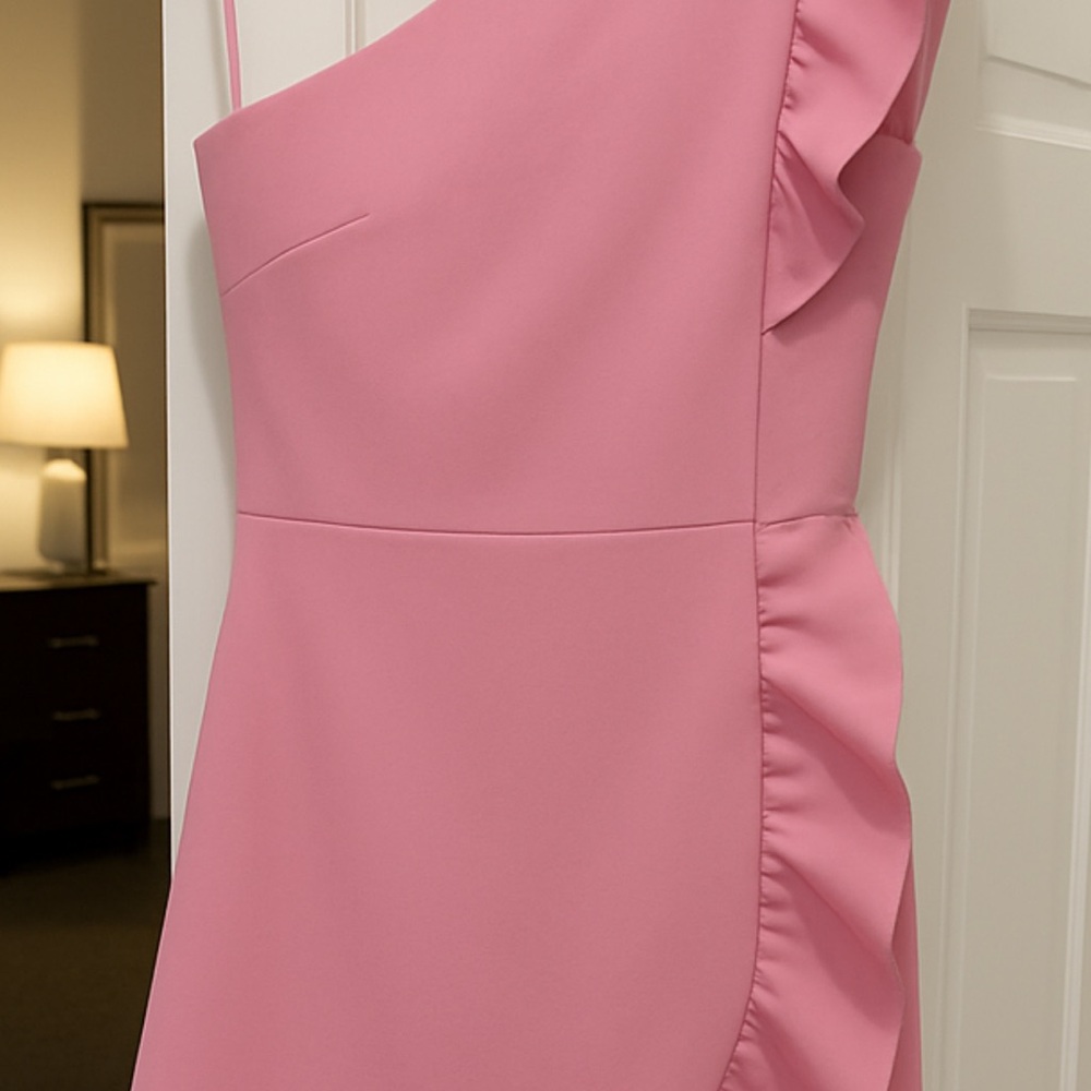 Elegant Pink One-Shoulder Dress